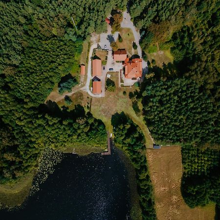 Kwatera W Lesniczowce Czarne Karszanek Luaran gambar